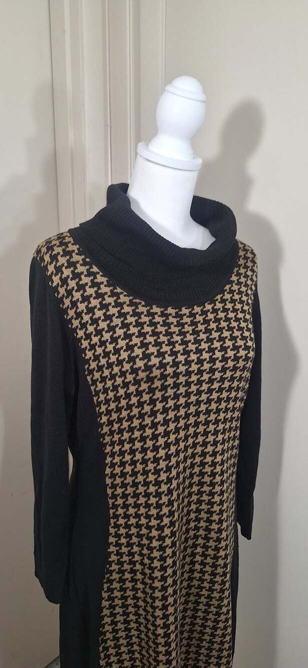 Dark Academia Sweater Dress Black Tan Houndstooth Midi Funnel Neck, Sz. XL